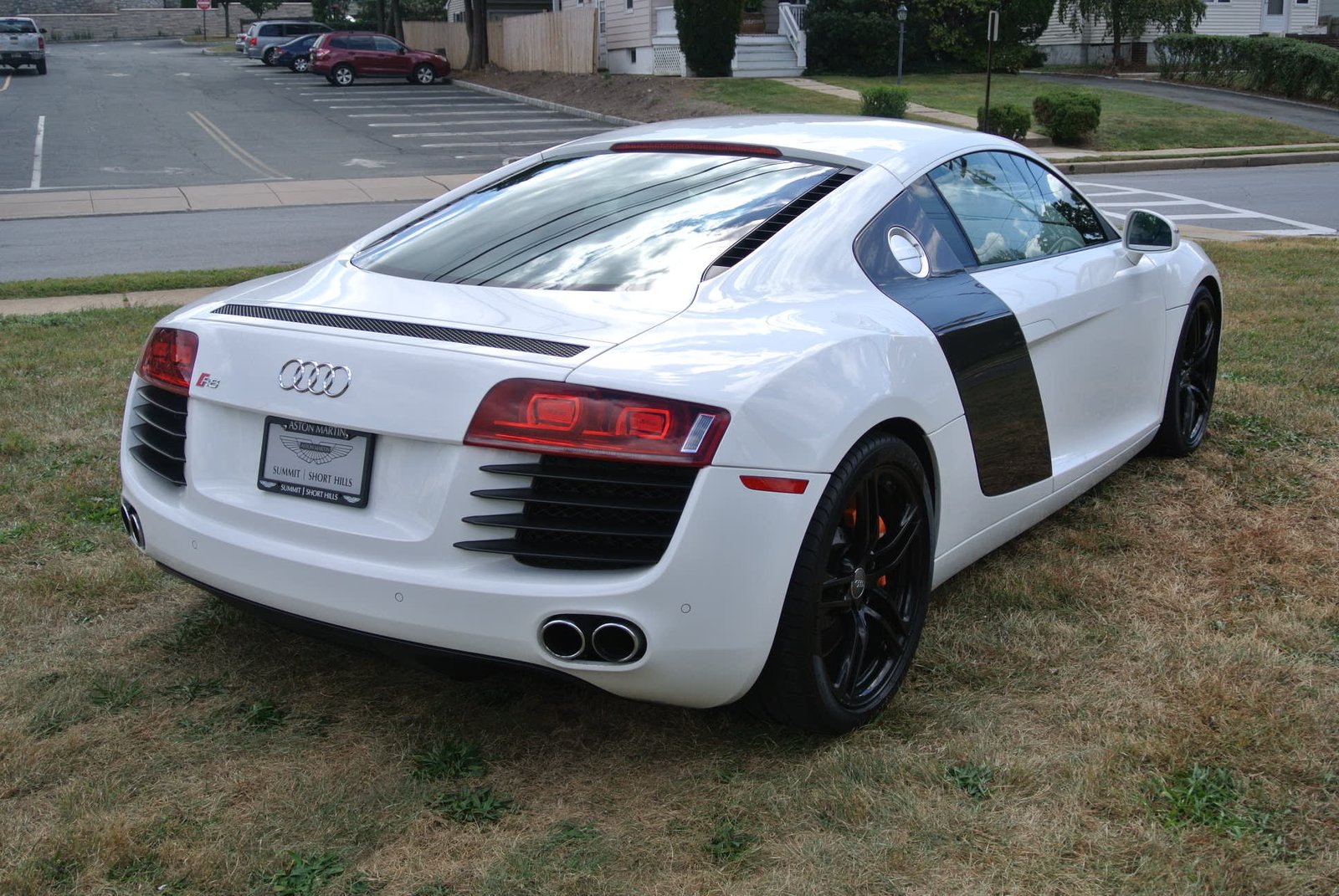 Audi R8 Luxury Super Car (Example)