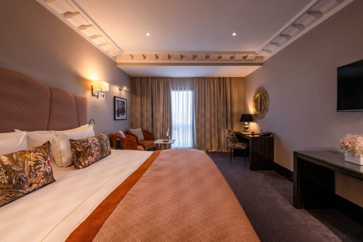 L’Hôtel Casablanca Example
