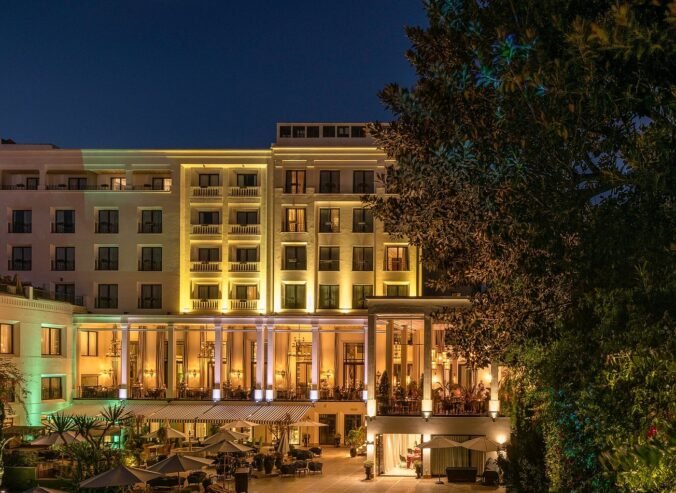 L’Hôtel Casablanca Example